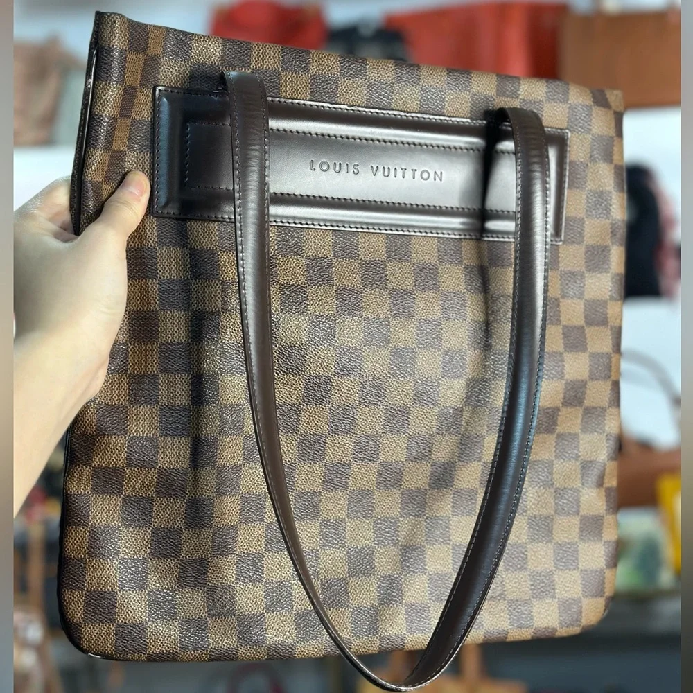 LV Damier Ebene Flat Tote